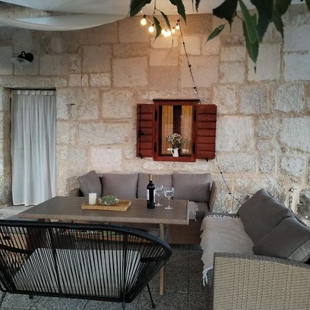 Holiday Home Mimara Korusce Екстер'єр фото